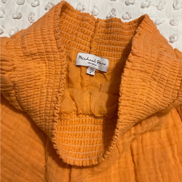 Michael Stars Sia Short in Marmalade Orange Smocked Double Gauze Crinkle Small - Picture 3 of 9